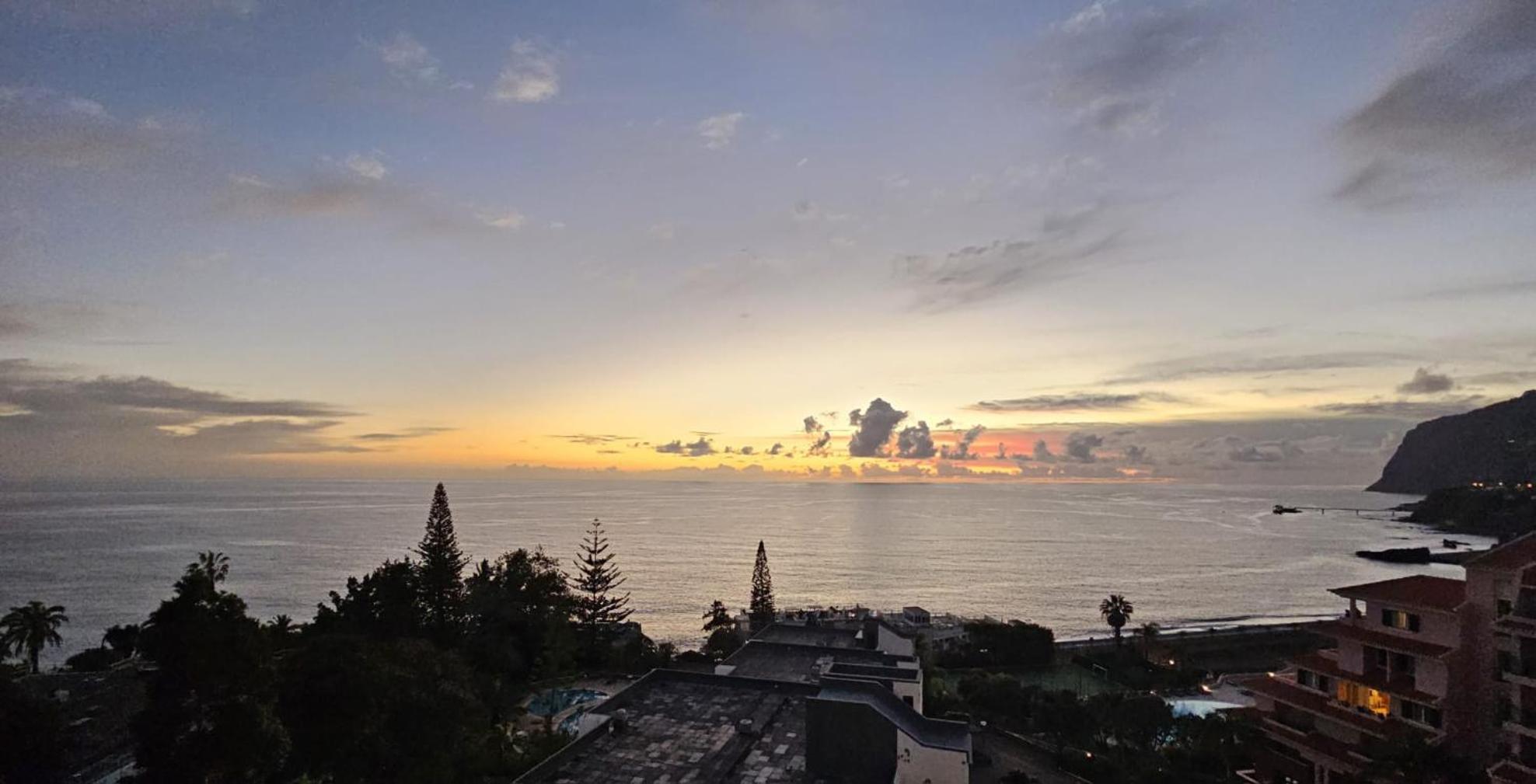 Shearwaters - Sounds Of The Sea Apartment Funchal  Bagian luar foto